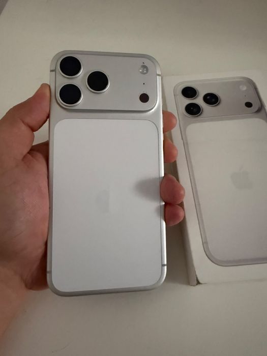 Apple Iphone 17 Pro Max 256Gb Silver - Pague em até 48x