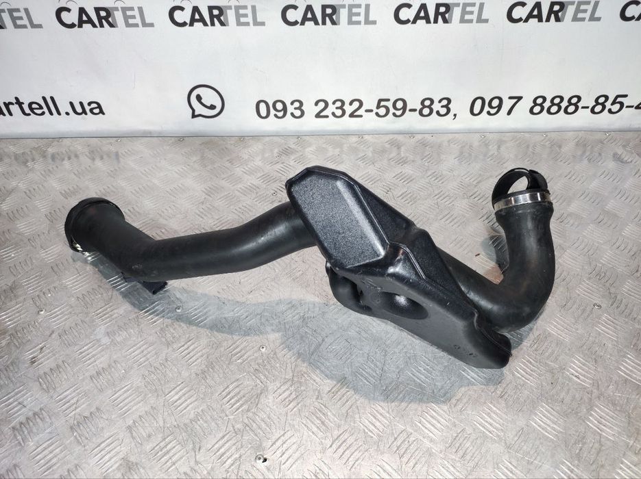 Патрубок інтеркулера з демпфером Audi Q5