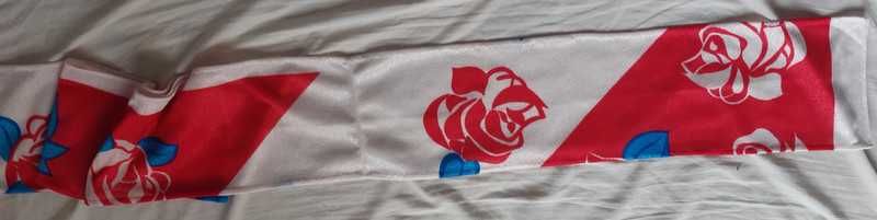 Piękny długi biało-czerwono-szafirowy szal