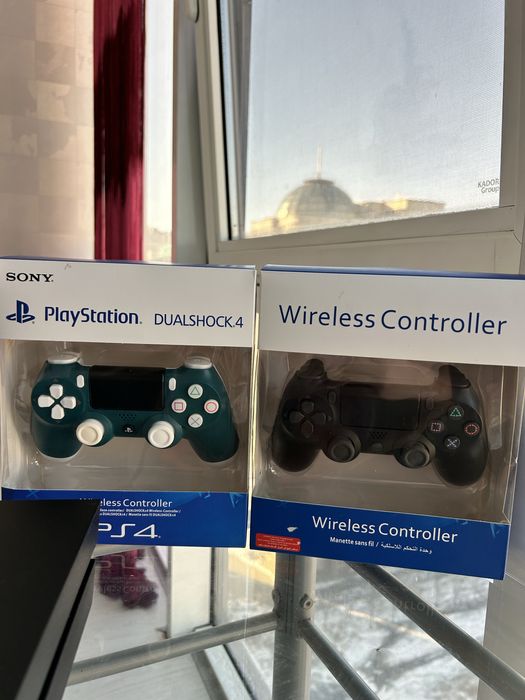 PlayStation 4  1Тб