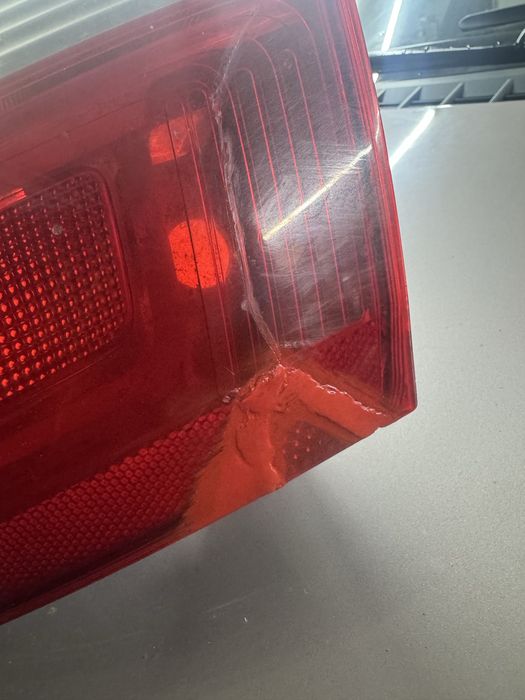 Задні фонарі Citroen C-Elysee 2016p