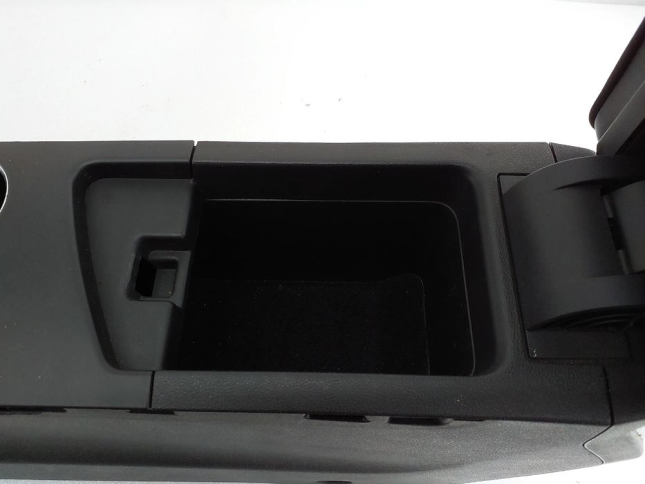 Consola central RENAULT Megane IV (B9A/M_)