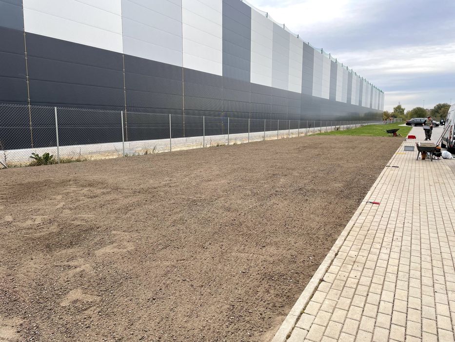 Koszenie trawy, wycinka drzew, oczyszczanie terenu, wykopy, zamiatarka