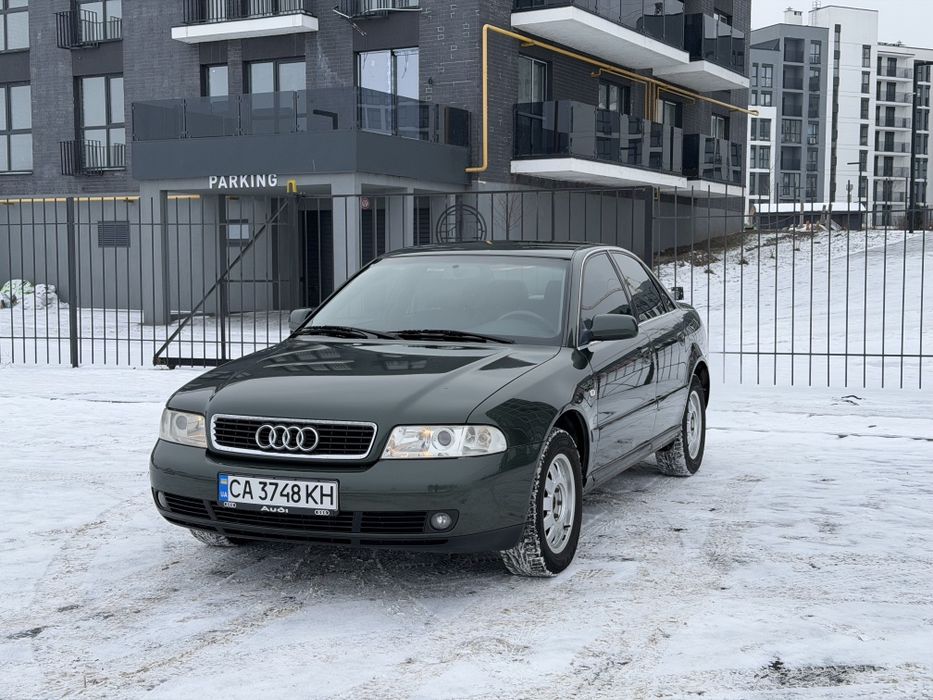 Audi A4 1.6  на Автоматі