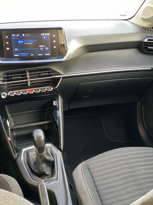 Peugeot 208 1.2 Puretech Active (Financiamento)