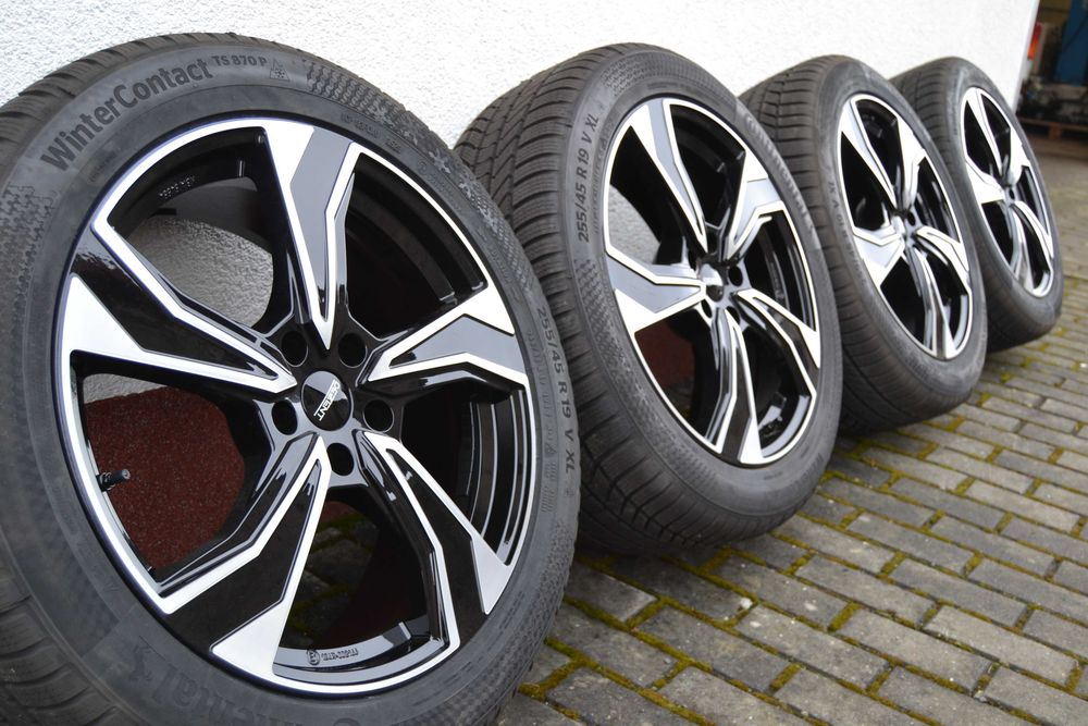 Felgi alu Dezent 19cali 5x112 et45 Mercedes VW Audi Skoda Seat komplet