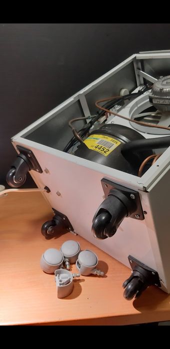 Rodas para malas e flightcases 4 rodas 5€