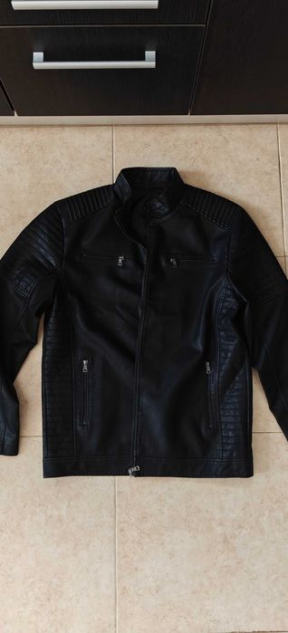 Куртка кожаная чёрная