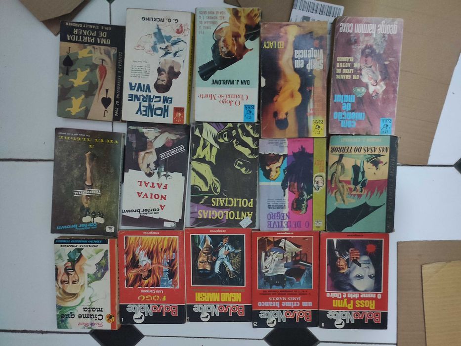 63 Livros Policiais antigos