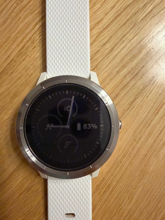 Garmin vivoactive 3 / jak nowy/