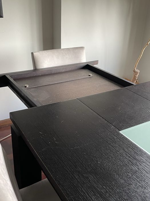 Conjunto mesa e cadeiras Wengé (madeira maciça)