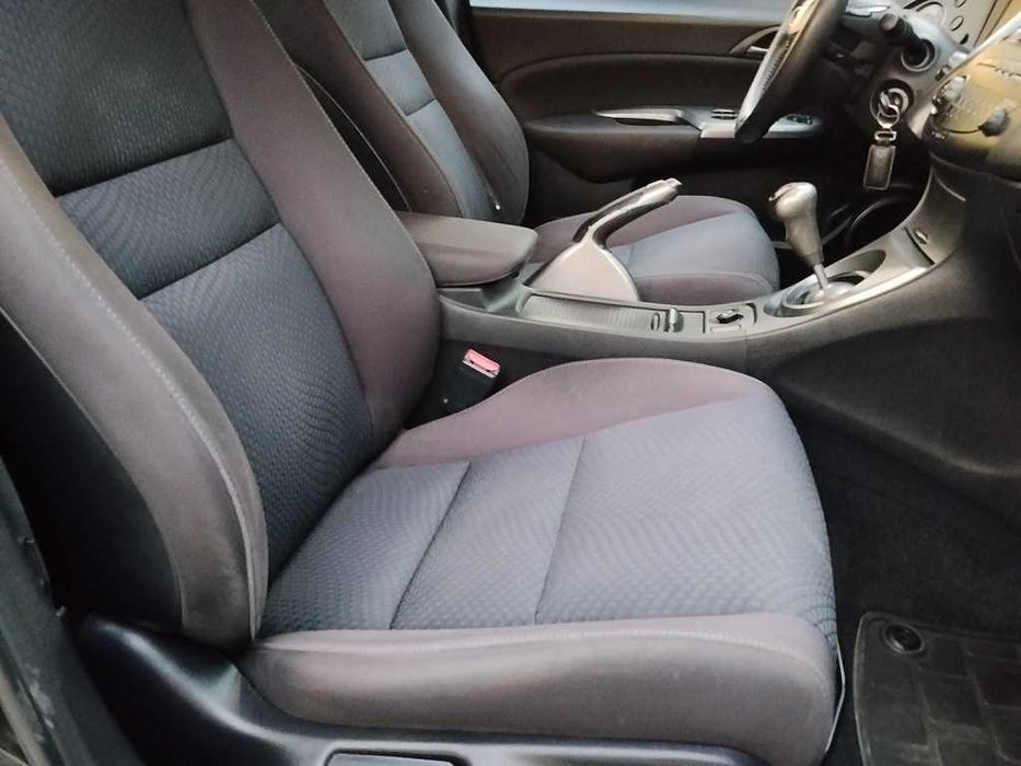 Vendo HONDA CIVIC 5DR 6 velocidades de 2009