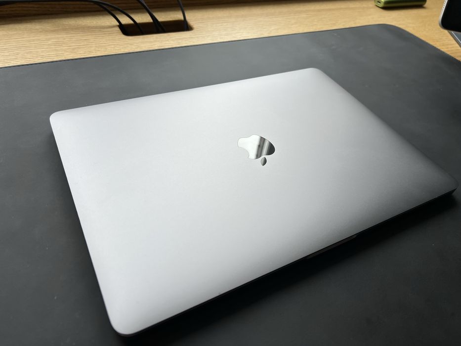 Apple MacBook Pro M1 2020 16Gb/256Gb SSD