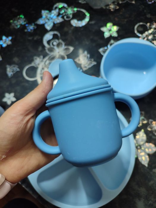 Силіконовий дитячий посуд