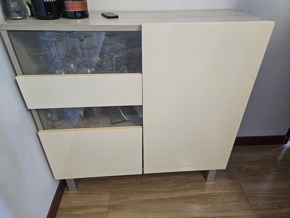 2 moveis sala, de tv e aparador