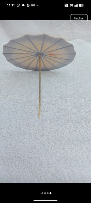 Estatueta de porcelana