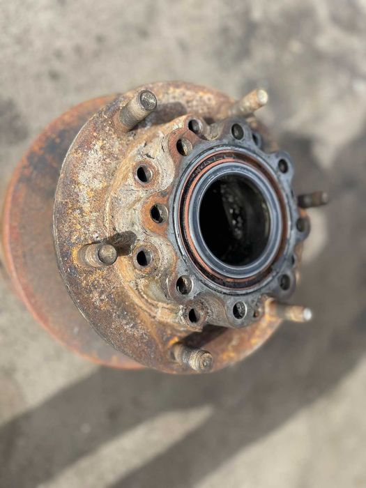 Ступица задняя Мерседес Атего