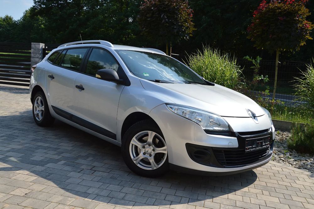 Renault Megane 1.6 MPI   100KM  Servis_Klima_Alu_Mały Przebieg