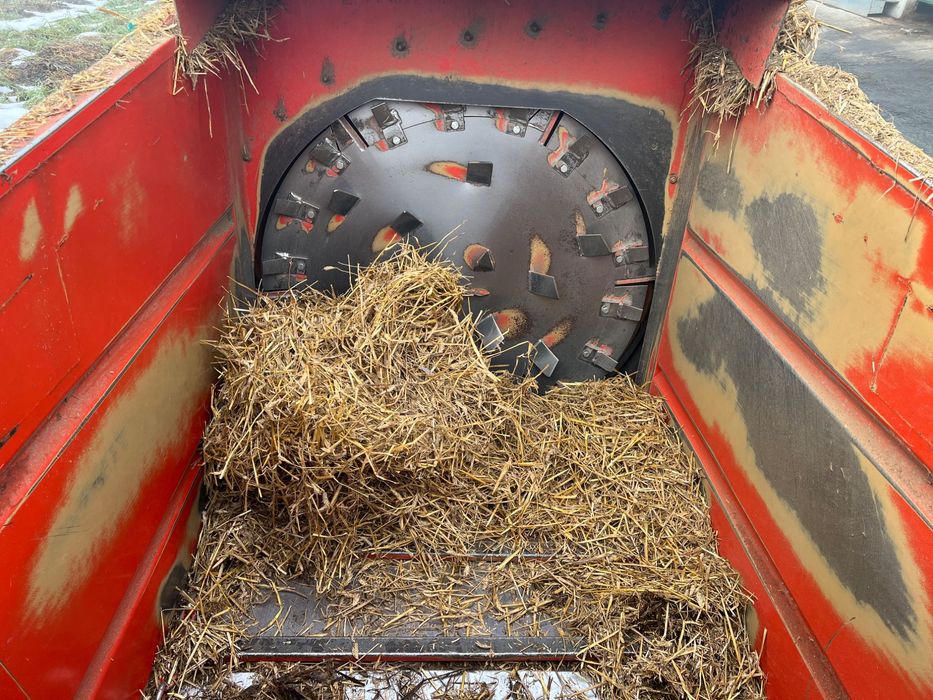 Ścielarka do słomy Jeantil