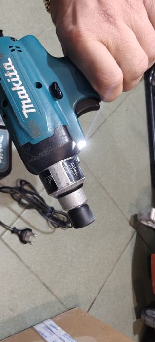 Klucz dynamometryczny Makita DFT127F 14,4 V +3x5,0 Ah +ładowarka.. PAT-KOM