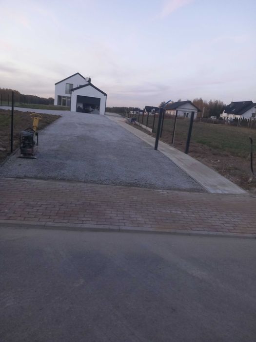 Uslugi brukarskie /Ogrodzenia panelowe