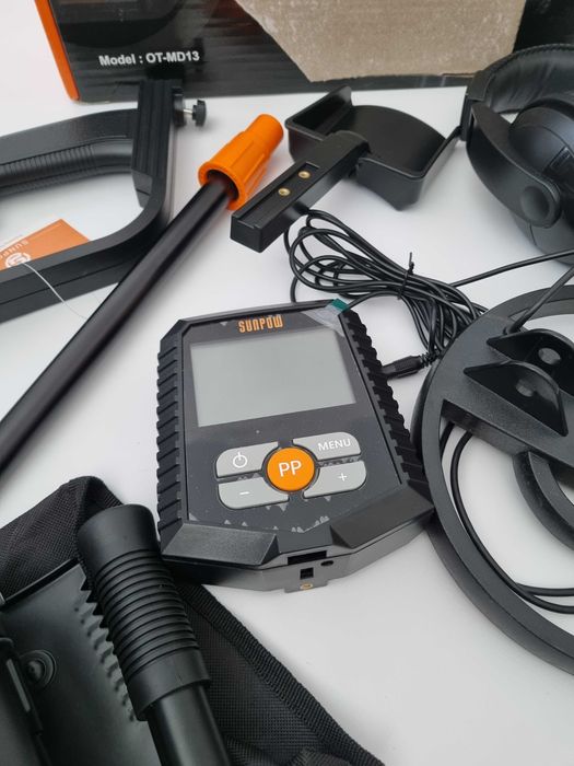 Nowy Wykrywacz Metali SUNPOW OT-MD13 Zestaw LCD IP68 Słuchawki Komplet