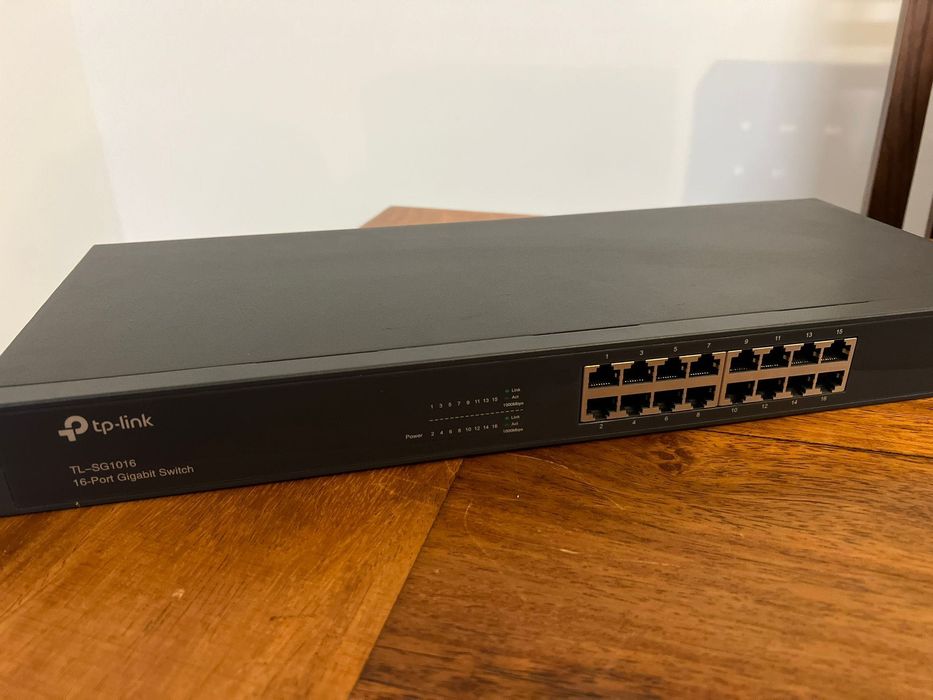 Switch 16 Portas rack 19 - TL-SG1016