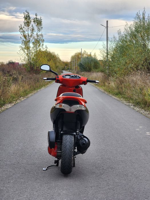 GILERA runner VXR 200