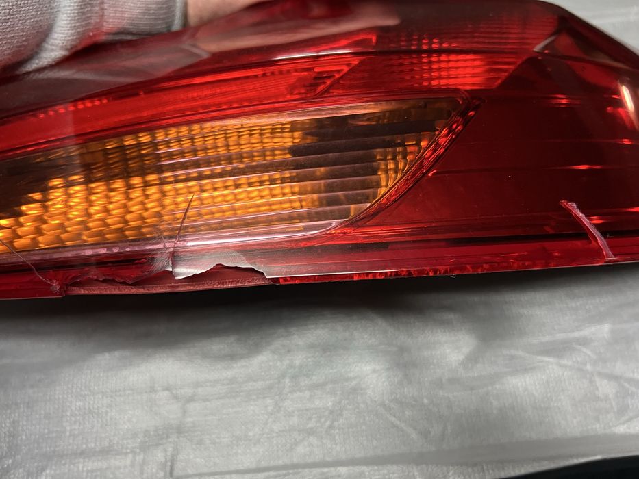 Farol trás Opel Insignia carrinha