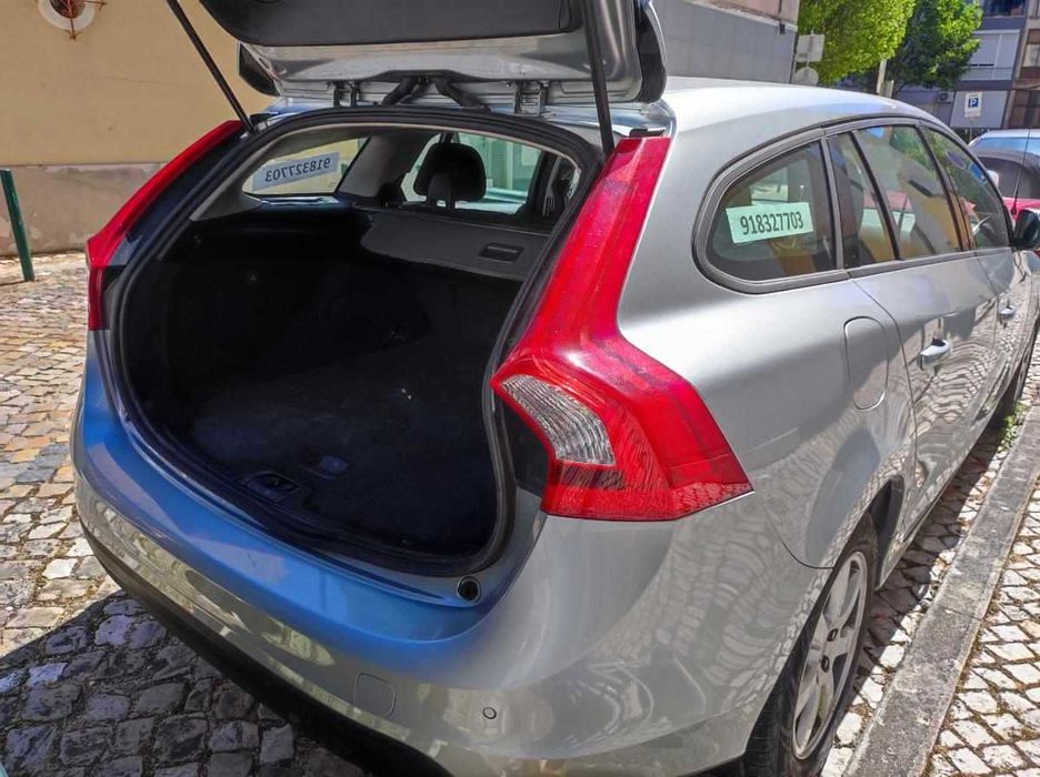 Volvo V60 — fotografia 4