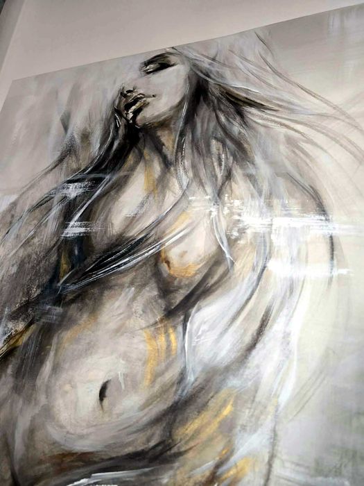 Esencja kobiecej figury  100x80 akryl na płótnie