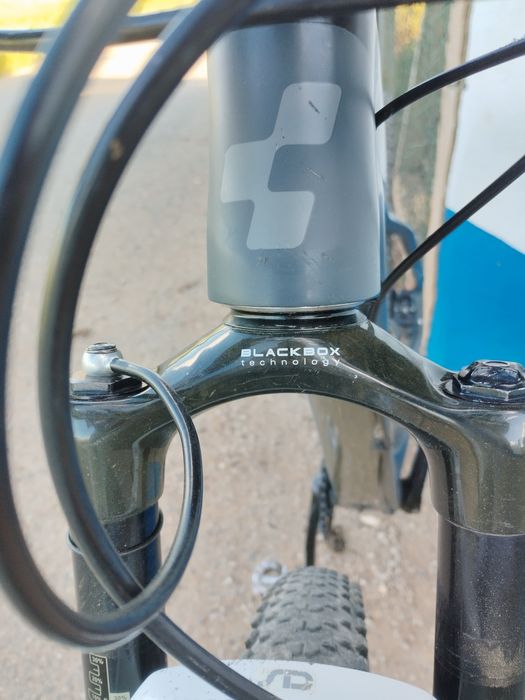 Bicicleta Cube Reaction Pro GTC