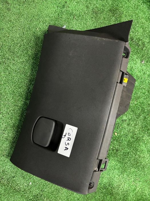Porta Luvas Opel Corsa D