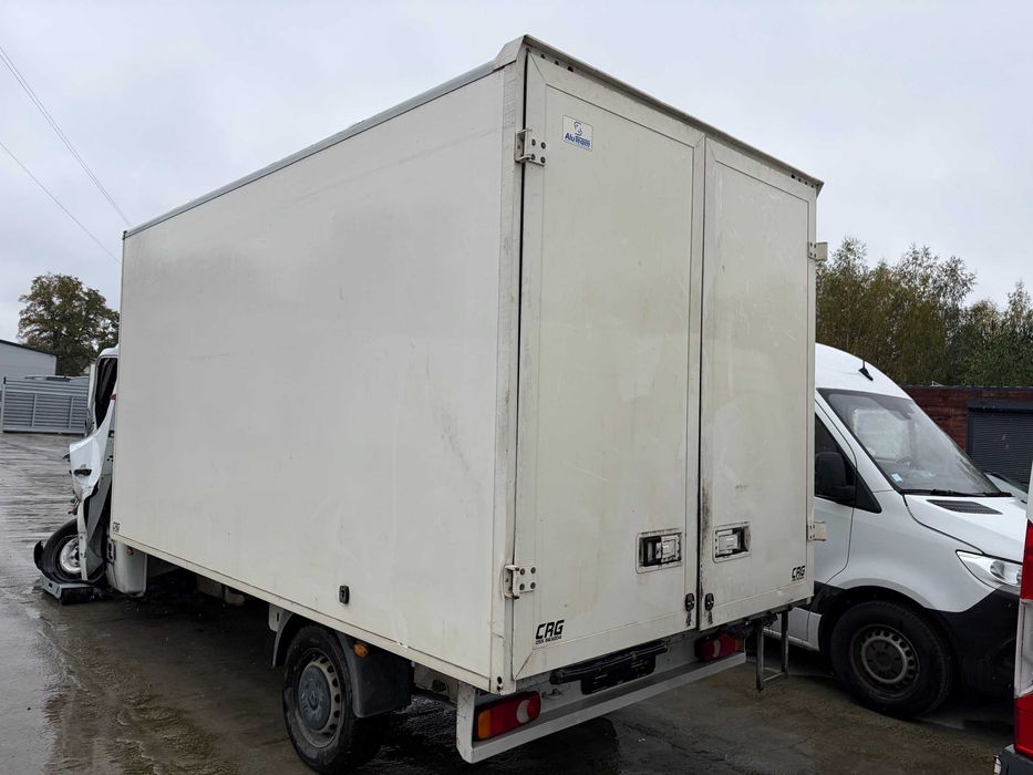 Kontener Renault Master III