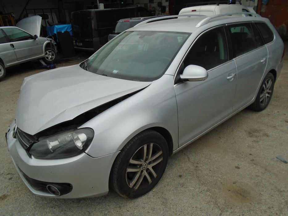 VW GOLF Variant 1.6 Tdi