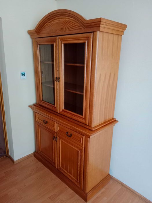 Sprzedam witrynę dębową