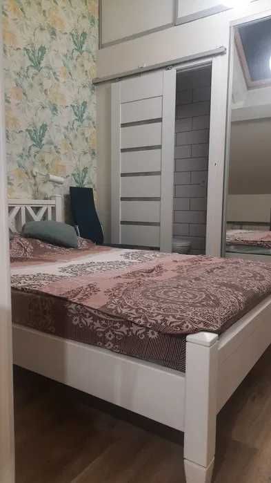 D1C  Сдам 2х уровневую гостинку ЖК Карамель, пер. Резниковский