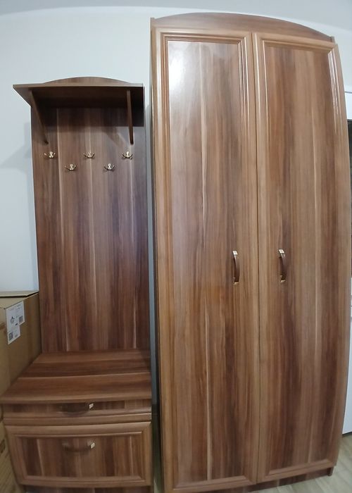 Zestaw mebli do przedpokoju