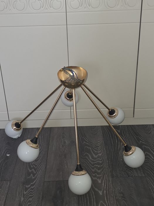 Люстра стельова Брілле 2500грн.