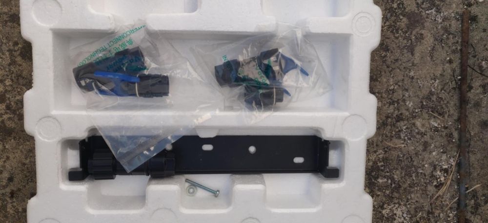 Inversor Growatt Monofásico 4.2 – Excelente estado, menos de 3 anos