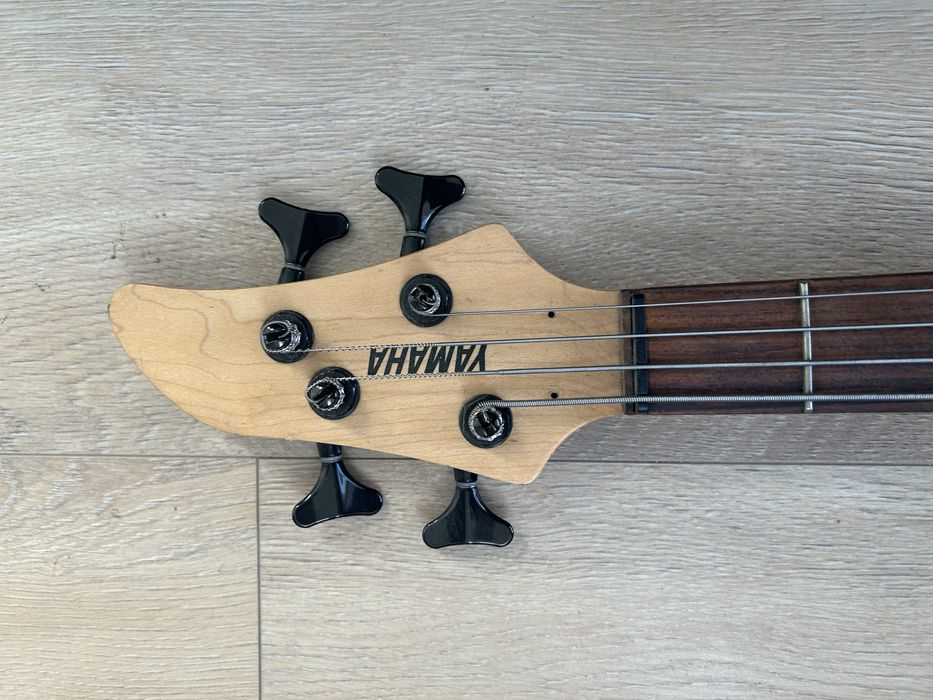 Gitara bassowa Yamaha RBX170