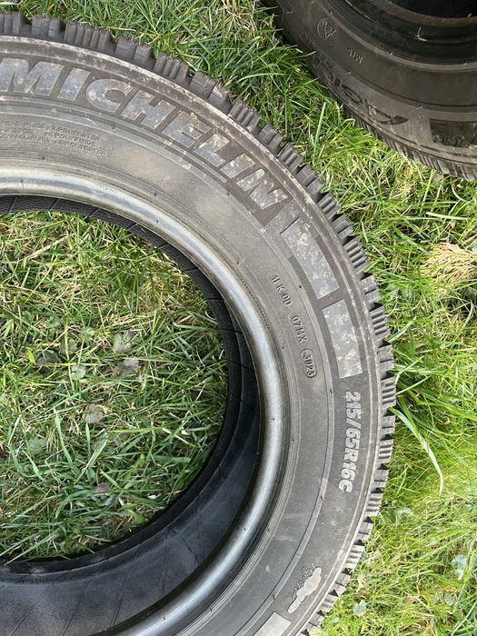 2x opony do busa 215/65/16C