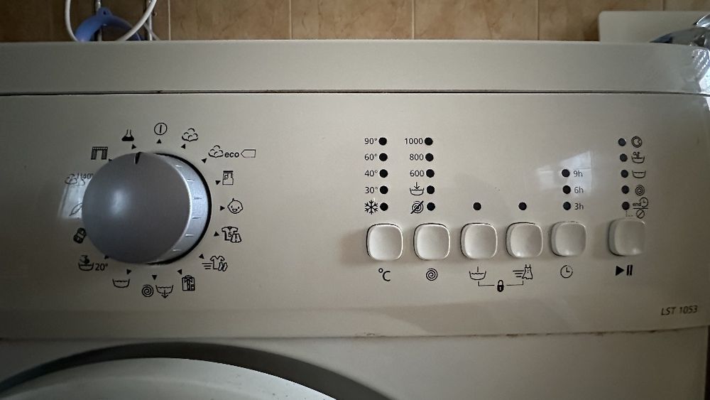 Máquina de Lavar Roupa SAIVOD LST 1053