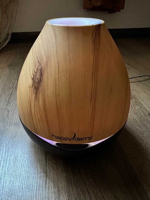 Зволожувач повітря з підсвіткою