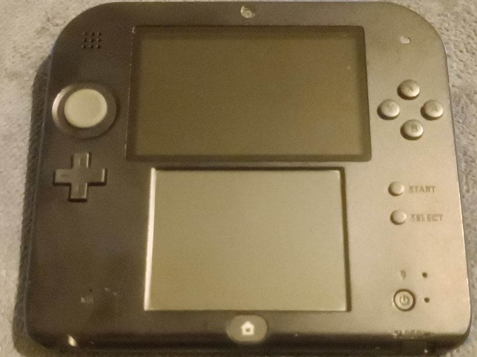 Продам nintendo 2ds під ремонт