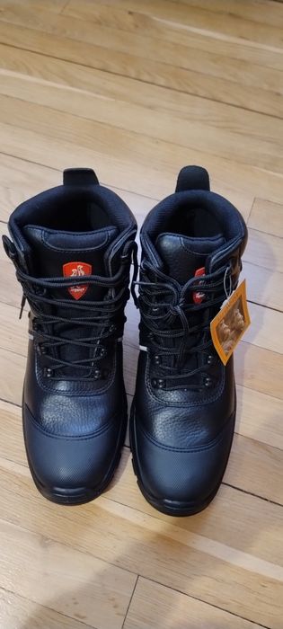 Buty ochronne czarne 43 urgent z noskiem