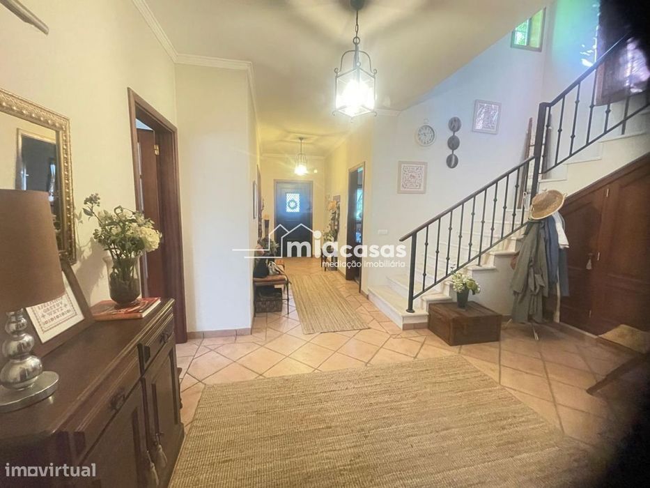 Moradia T4+1 Isolada - Oiã