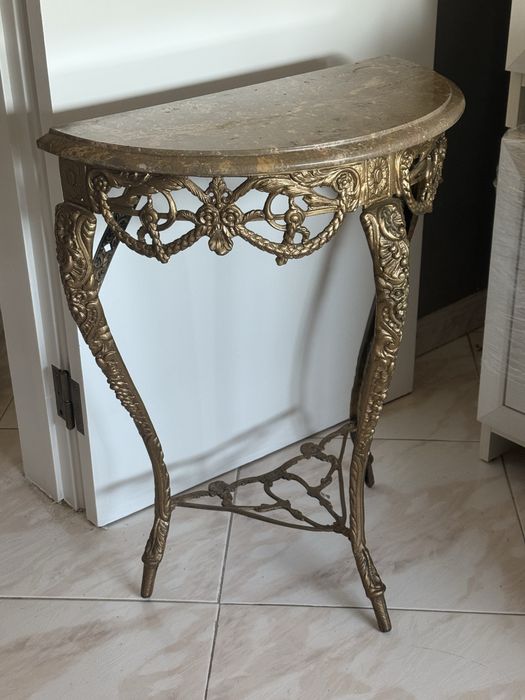 Mesa estilo antigo de luxo