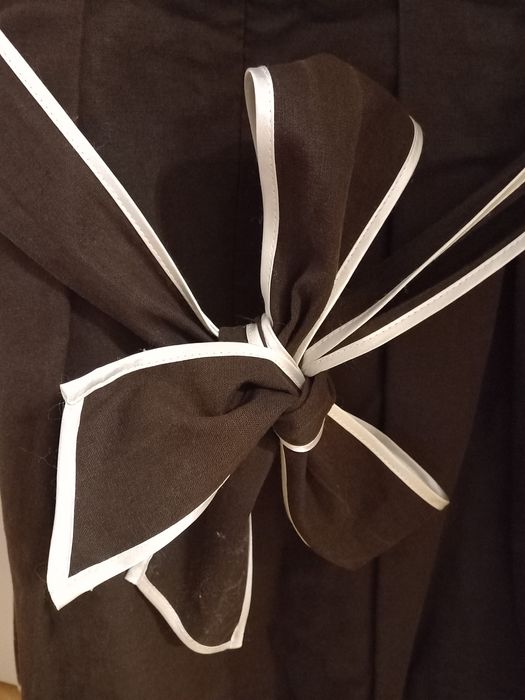 zamienię dwie sukienki r. 36