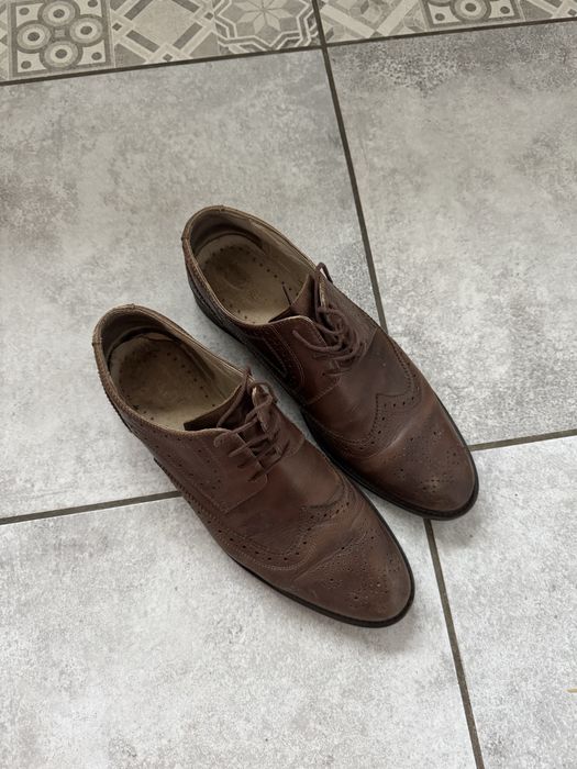 Шкіряні туфлі чоловічі